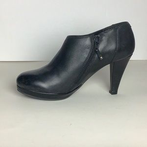 Cynthia Rowley Shoe Boot 7.5 Black Leather